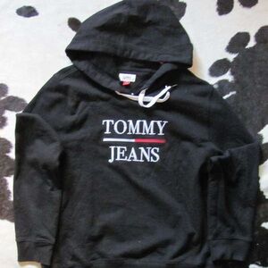 Tommy Hilfiger Black Sweatshirt with Logo